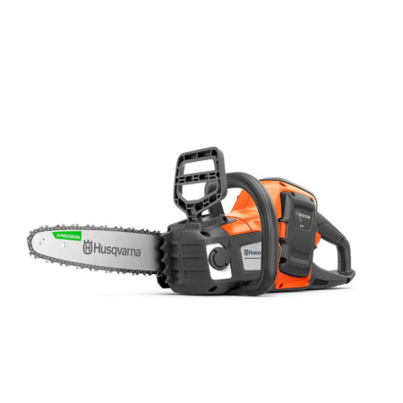 Model Husqvarna 215i z akumulatorem i ładowarką