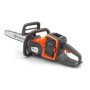 Husqvarna 230i  z akumulatorem i ładowarką